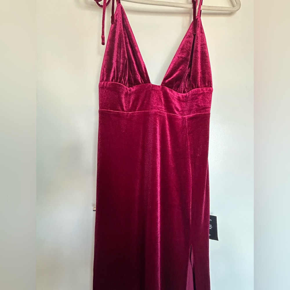 🆕 Lulu's Berry PinkVelvet Dress - Picture 7 of 13